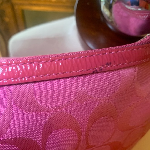Coach Barbie Pink 👛👛👛 shoulder bag - Picture 7 of 8